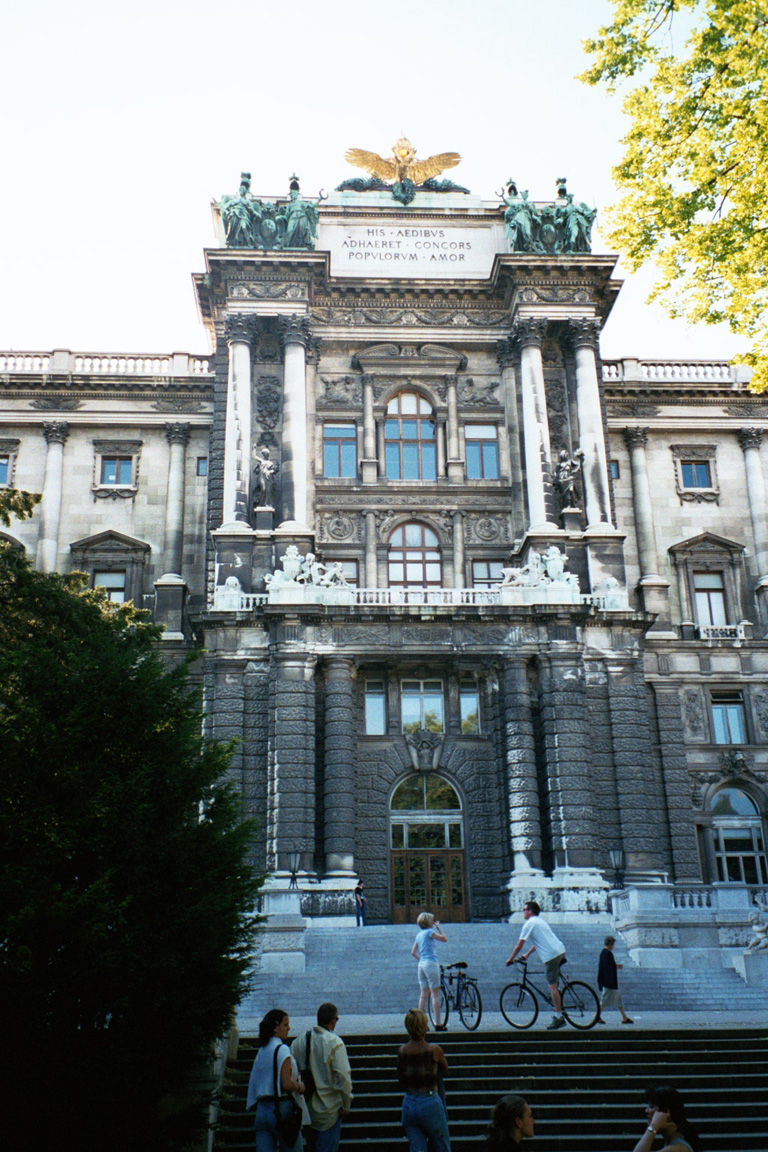 013_11A_Neue_Burg