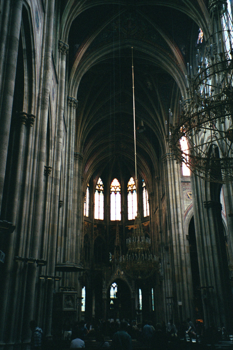 029_28_Votivkirche
