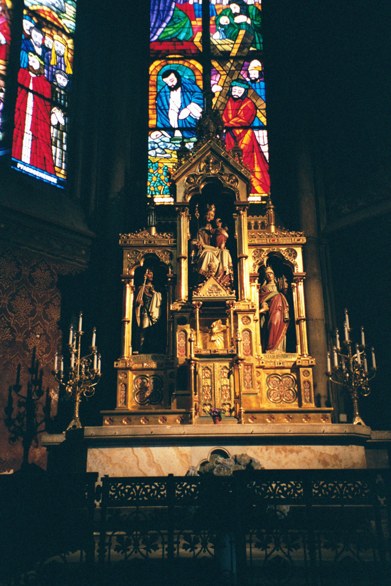 034_33_Votivkirche