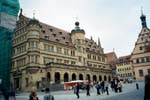 013_11_Town_Hall_and_Market_Square